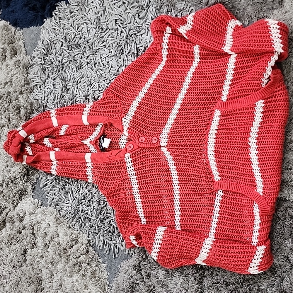 Long Sleeve hooded (See threw) sweater